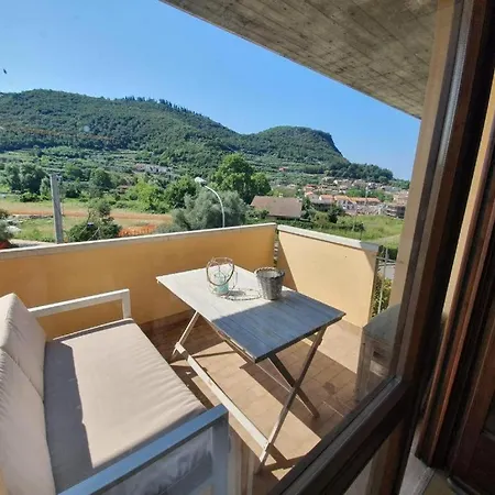 Welcome Traveller La Perla * 가르다