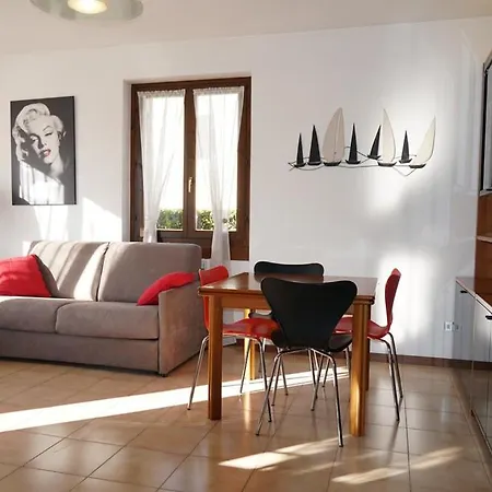 Welcome Traveller La Perla 아파트