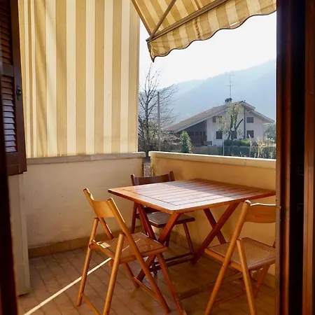 Welcome Traveller La Perla *