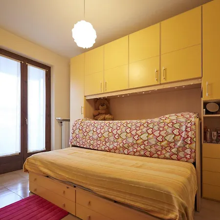 Welcome Traveller La Perla