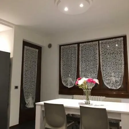 Welcome Traveller La Perla *