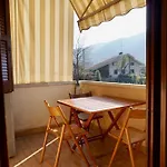 Welcome Traveller La Perla *